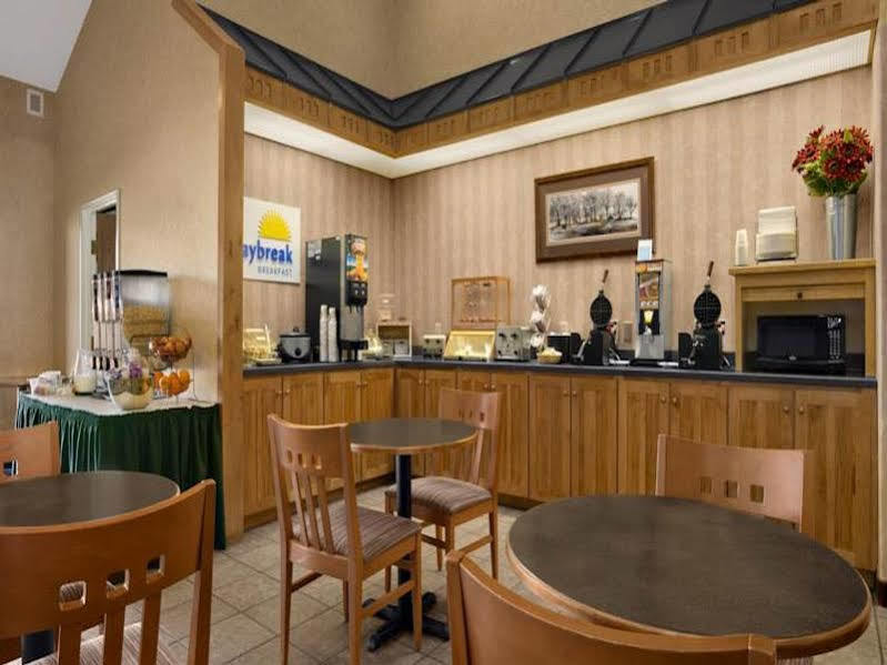 Days Inn By Wyndham Rapid City Extérieur photo